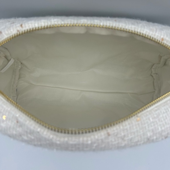 *New* Bow Fancy Off-White Knit Beaded Bow Makeup/Travel Bag - Picture 9 of 13